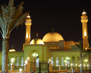 Manama - Al-Fateh Mosque, the largest mosque in Bahrain